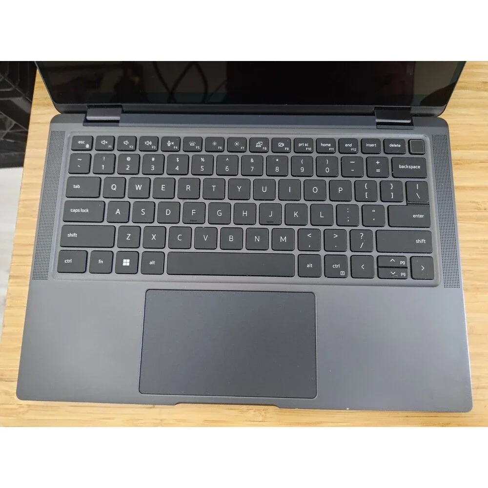 Dell Latitude 9330 TOUCH Win 11 32GB RAM 420GB SSD laptop